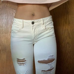 Cute ripped white jeans